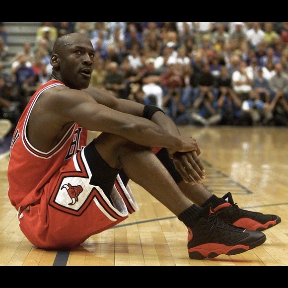 *****SOLD*****Retro 13 Black/Red with Bulls Hat. - Picture 2 of 6